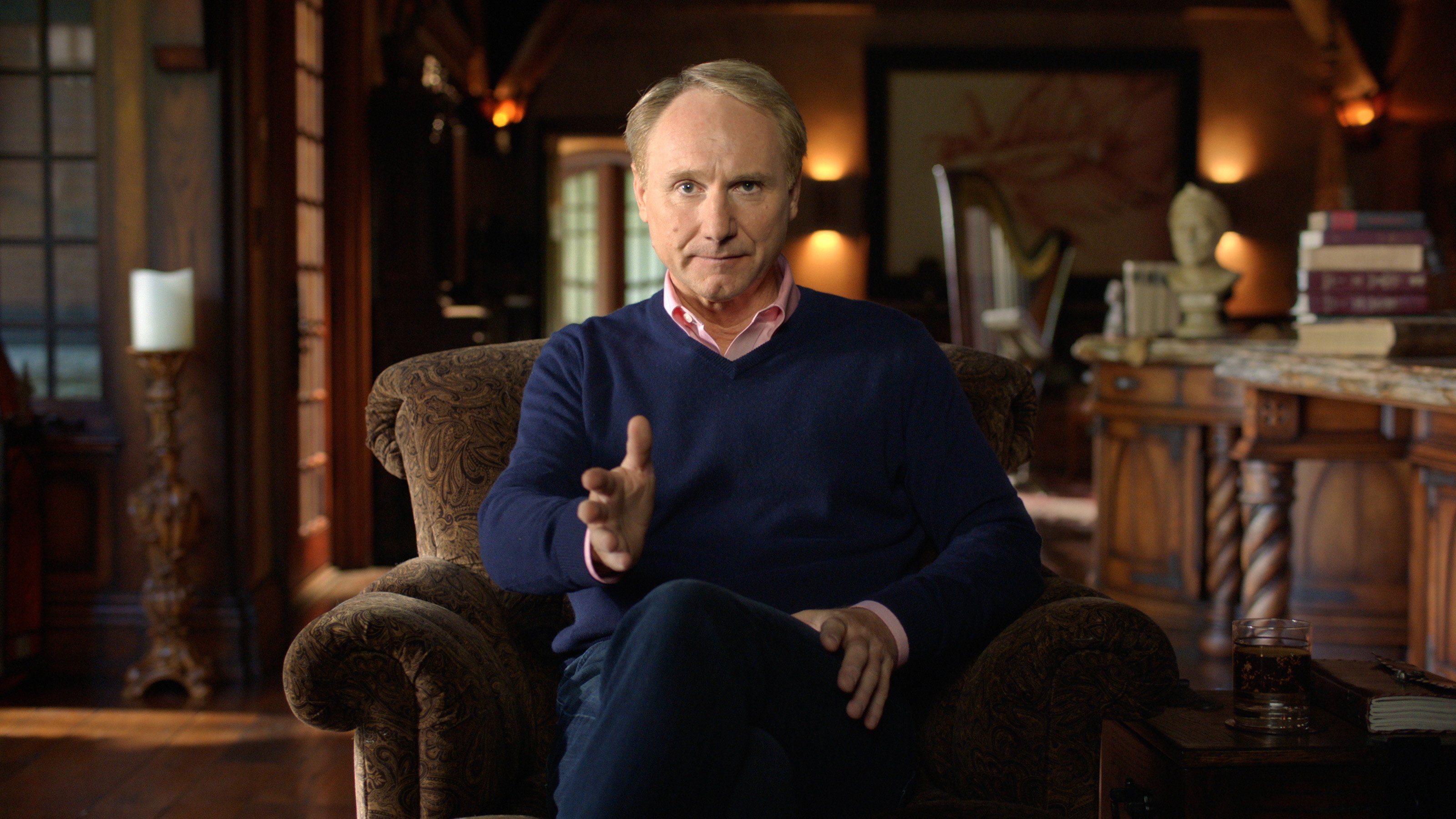 Da Vinci Code' Author Dan Brown Teaches Storytelling