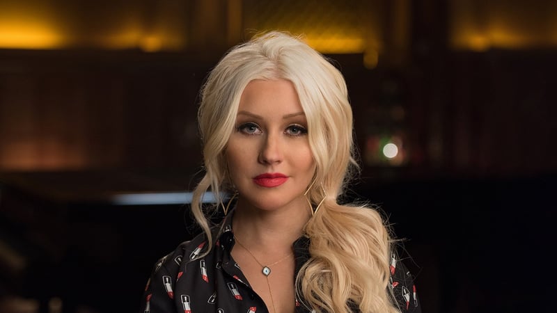 Learn How To Sing High Notes Like Christina Aguilera With Video