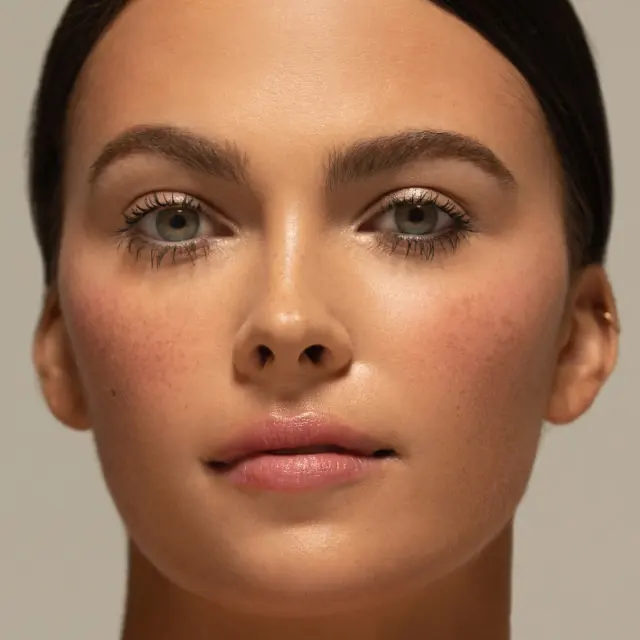 Close up of the "No-Makeup" look on model