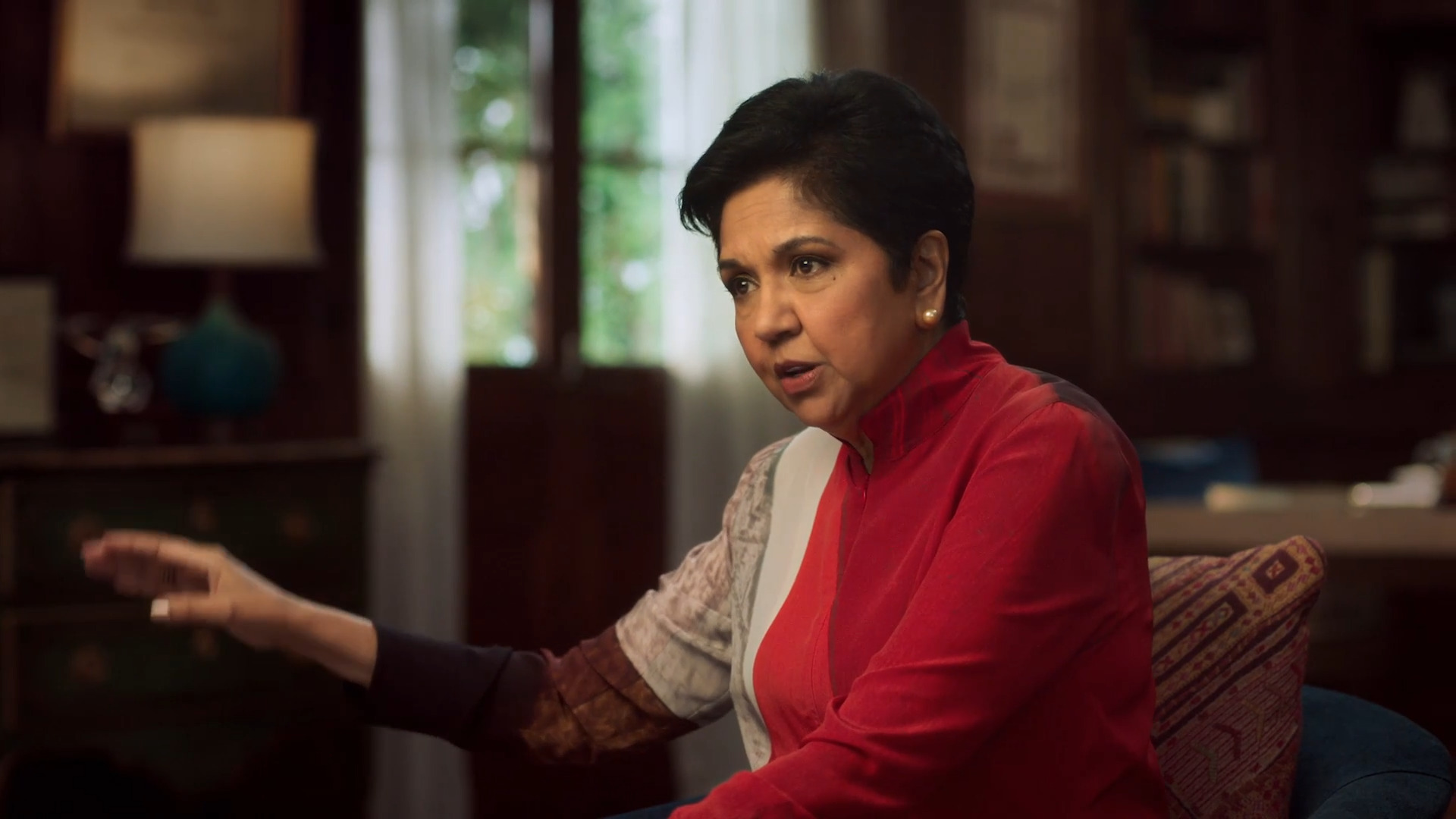 take-charge-of-meetings-indra-nooyi-teaches-leading-with-purpose